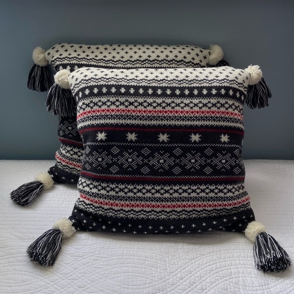 Brooks Brothers Fair Isle Sweater Knit Accent Pillow Covers Set of Two - Picture 1 of 16